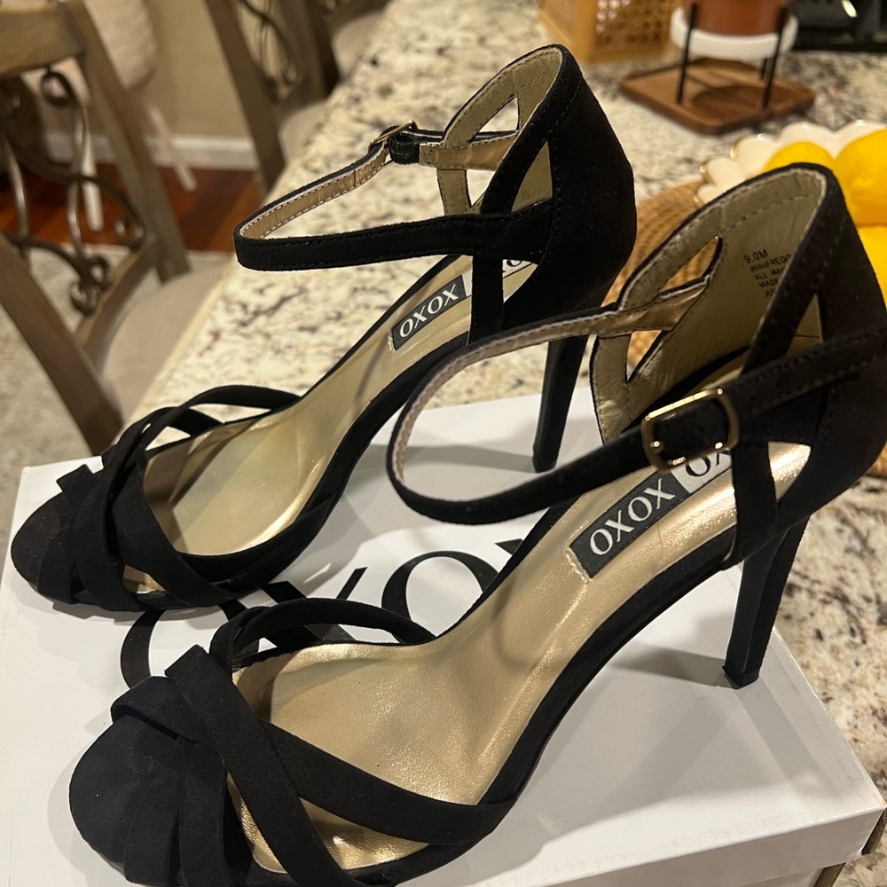 XOXO Black Strappy Heels Vintage inspired Elegant Design